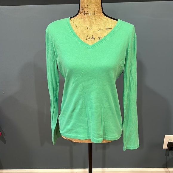 Eddie Bauer Tops - Eddie Bauer long sleeve size medium women’s